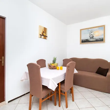 Ivan Apartman
