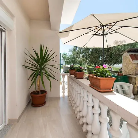 Apartman Ivan Vrsi