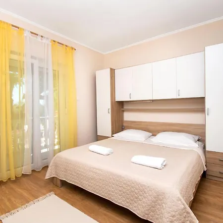 Apartament Ivan *
